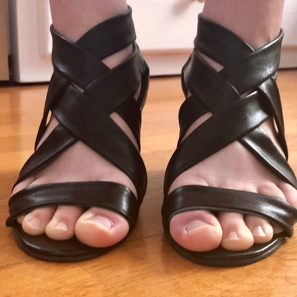 Caprice leather strappy kitten block heel sandals - Picture 2 of 5